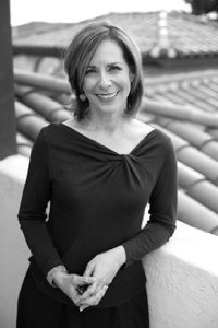 ea1465713a610a7e9d9a0c.L._V211762922_SX200_